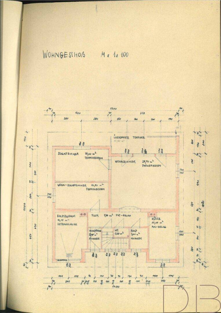 Grundriss des Wohngeschosses mit Schlafzimmern, Wohnzimmer und überdachter Terrasse.