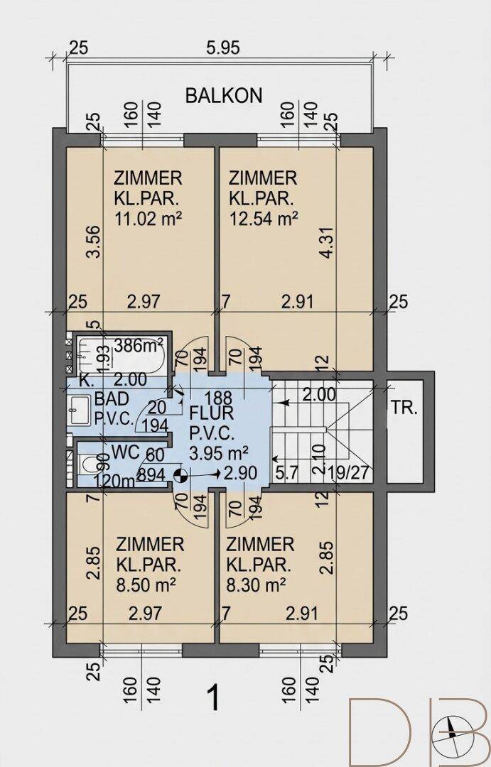 Grundriss des Obergeschosses mit vier Zimmern, Bad, WC und einem Balkon.