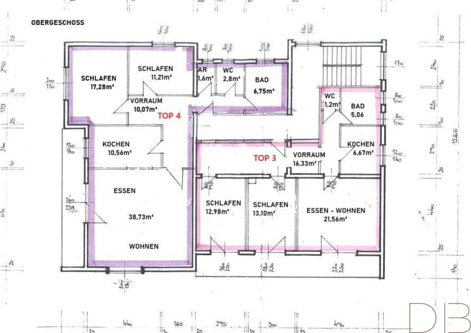 Grundrissplan des Obergeschosses mit mehreren Schlafzimmern und Wohnbereichen.