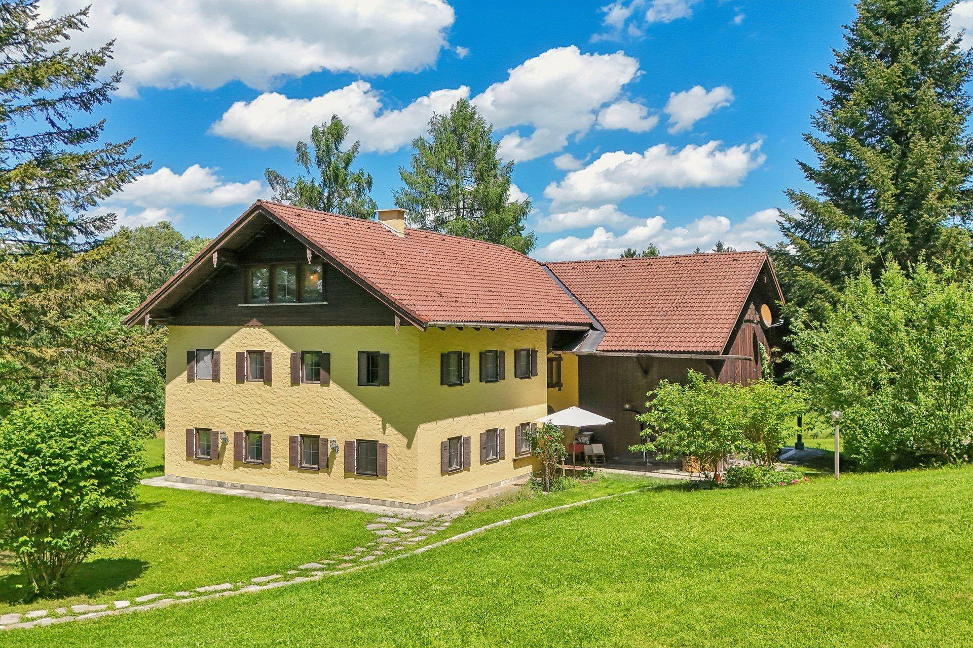 IDYLLISCHES LANDGUT IN TRAUMHAFTER ALLEINLAGE VON GÖMING – pohled 3