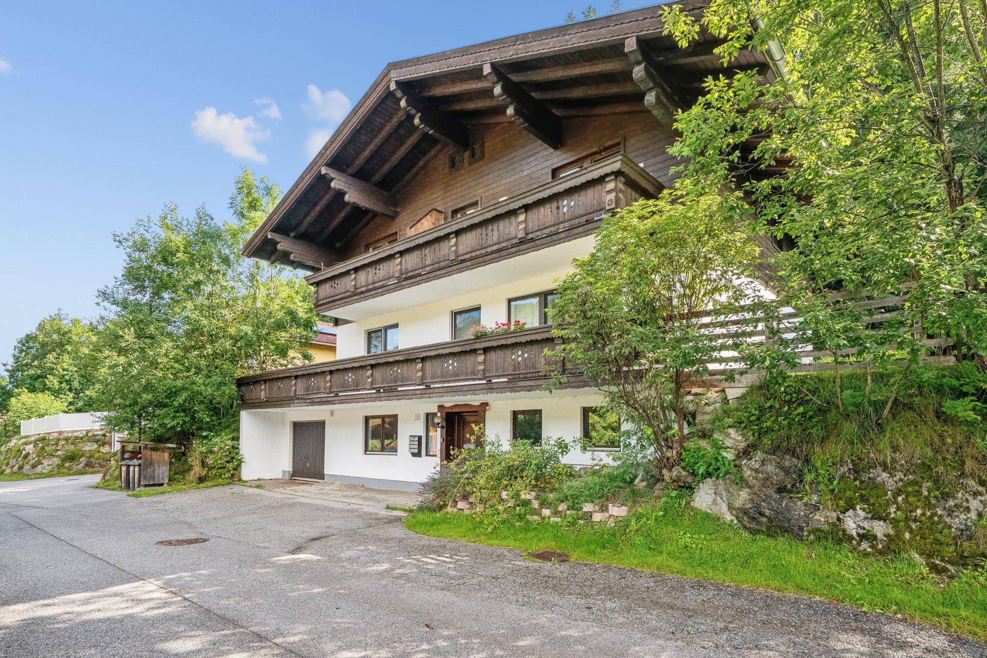 Gebäude Aussen 2-Untertauern