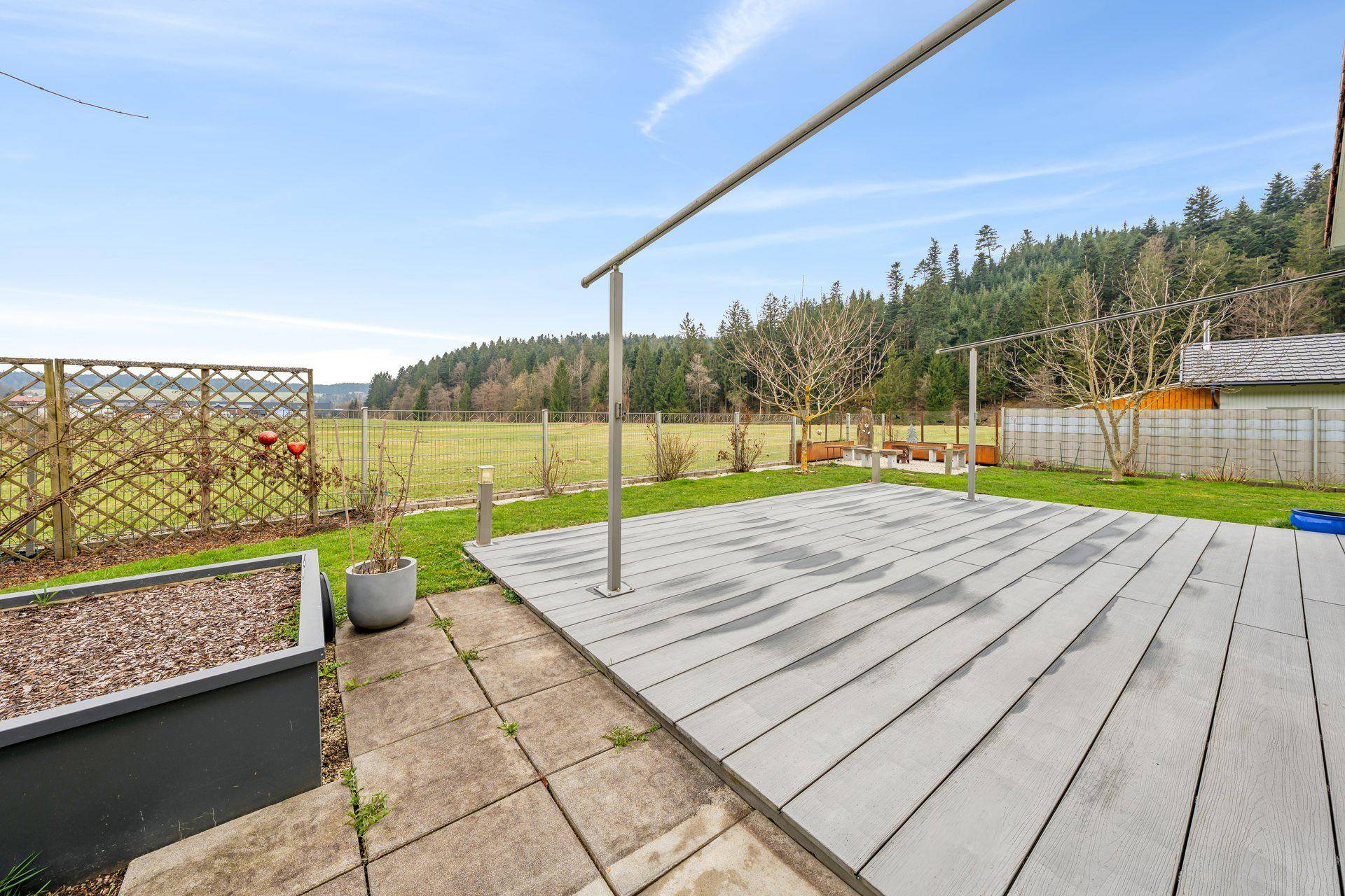 NEUWERTIGER BUNGALOW IN RUHIGER LAGE IN SCHNEEGATTERN - Ansicht 5
