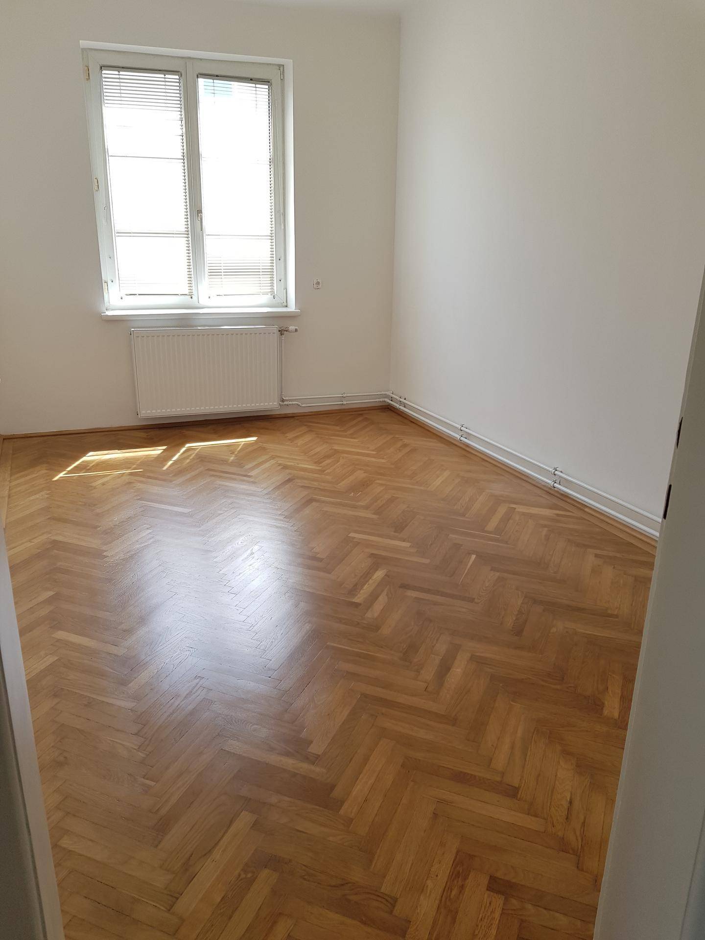 Privat: Möblierte 78 m² 3-Zimmer Mietwohnung in ruhiger und zentraler Lage - Ansicht 6