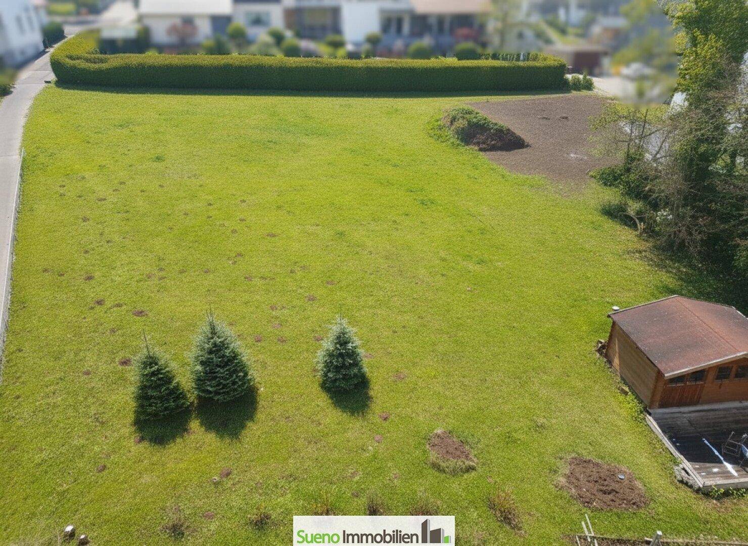 Großes Südhang-Grundstück in Ried/Traunkreis - auch teilbar - Mehr