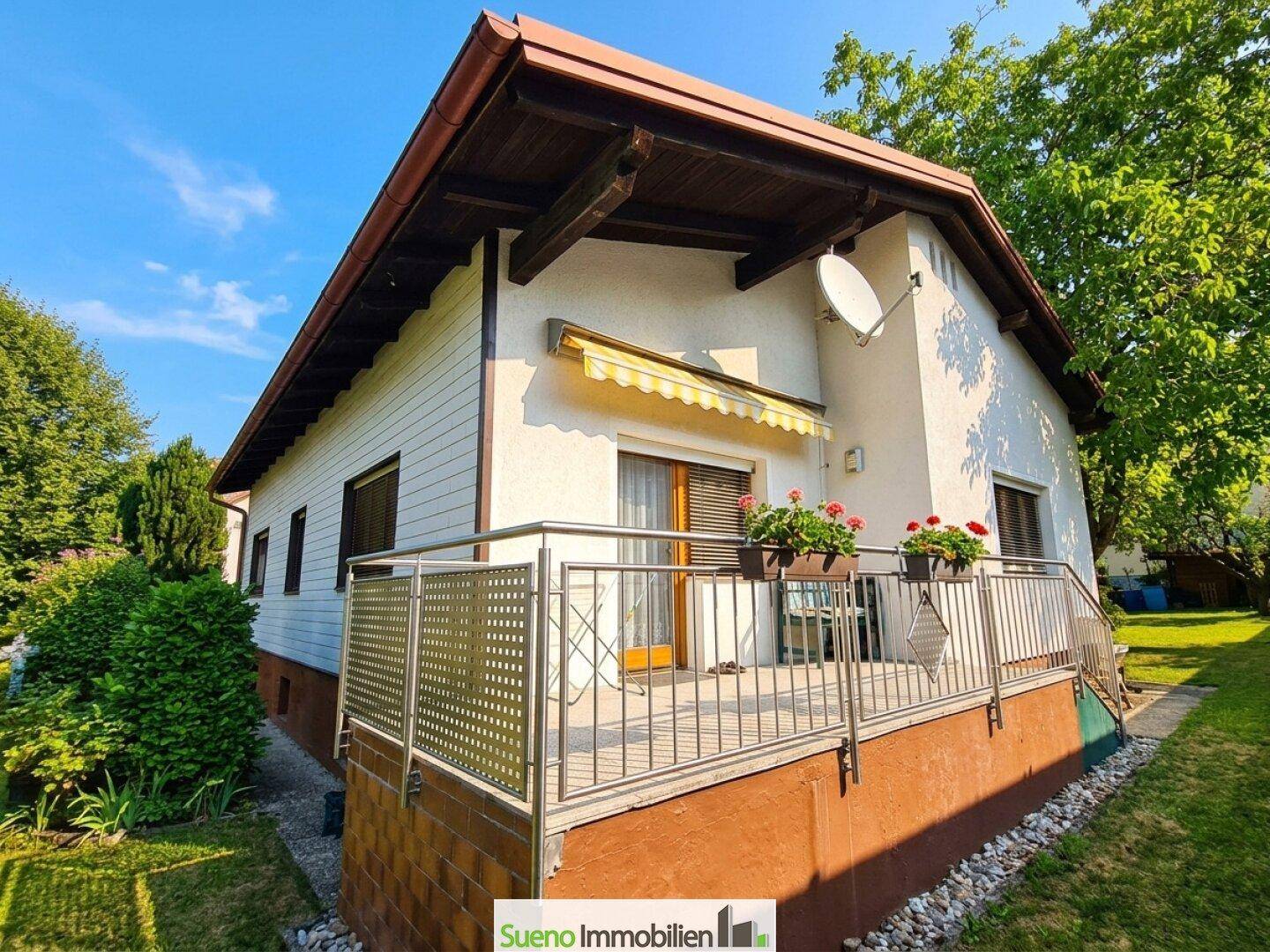 Terrasse Drohnenansicht - südseitige Ausrichtung