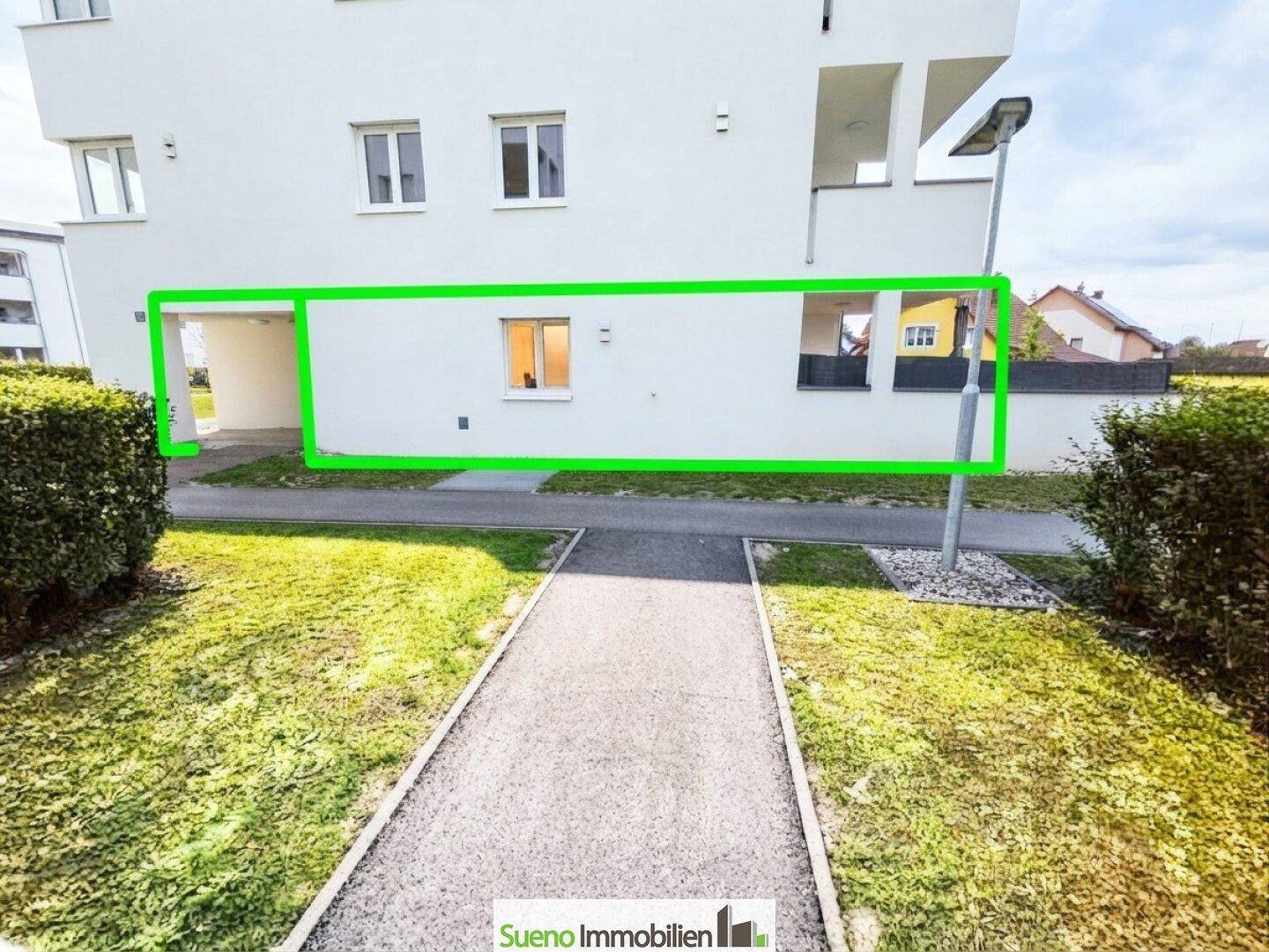 Hauszugang und EG-Wohnung