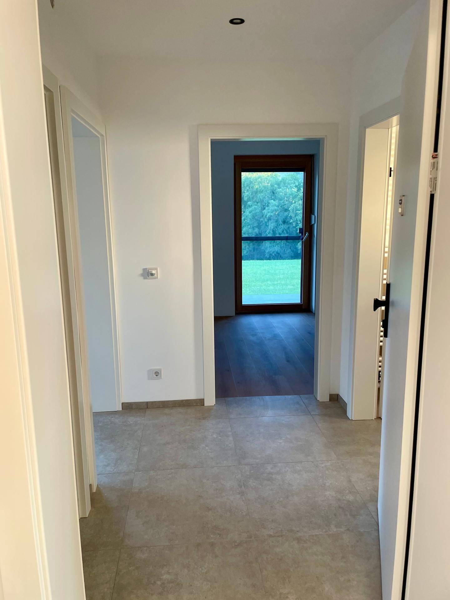 Traumhafte Wohnung mit Seeblick, Balkon und Garten – pohled 5