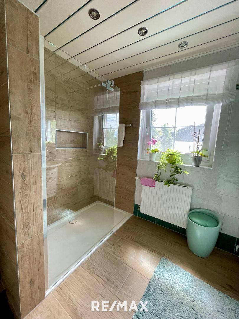 Badezimmer im EG