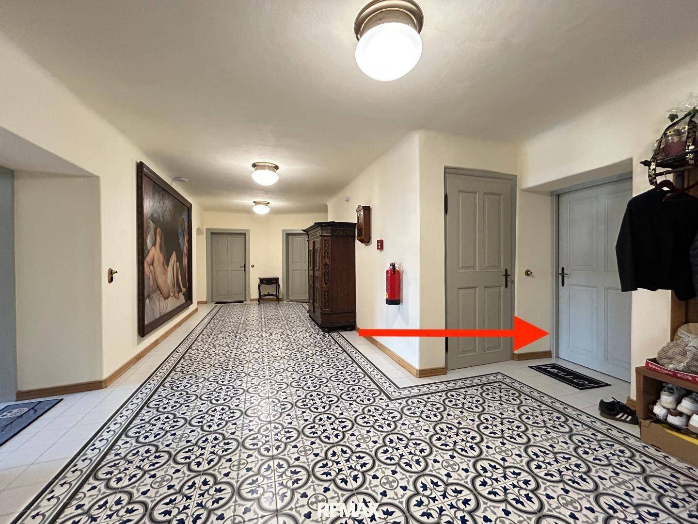 zur Wohnung