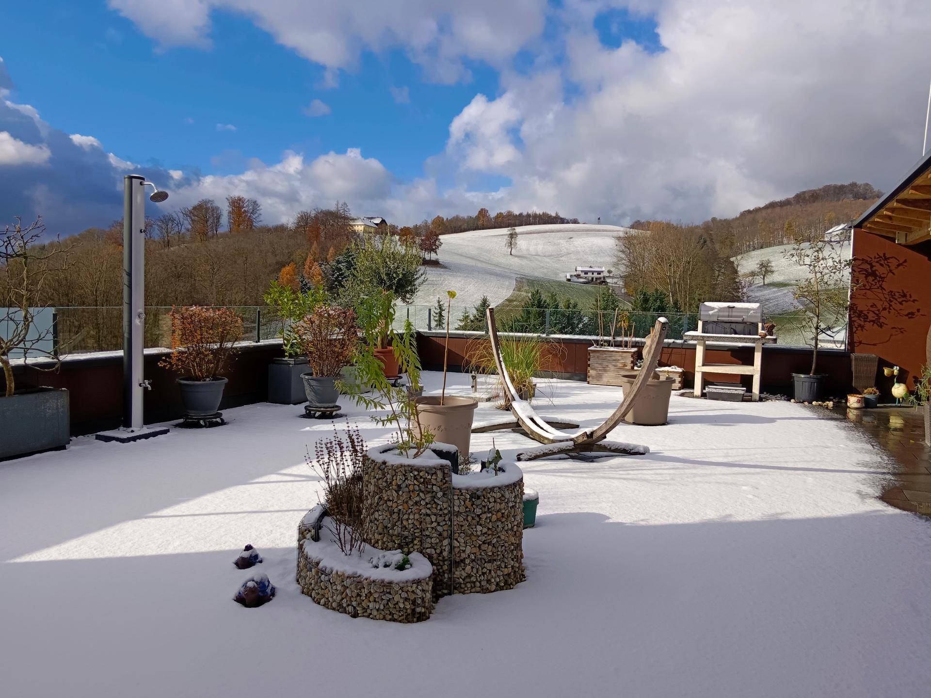 Dachterrassenwohnung (Penthousecharakter) mit grandioser Fernsicht in unverbaute Natur - Ansicht 5