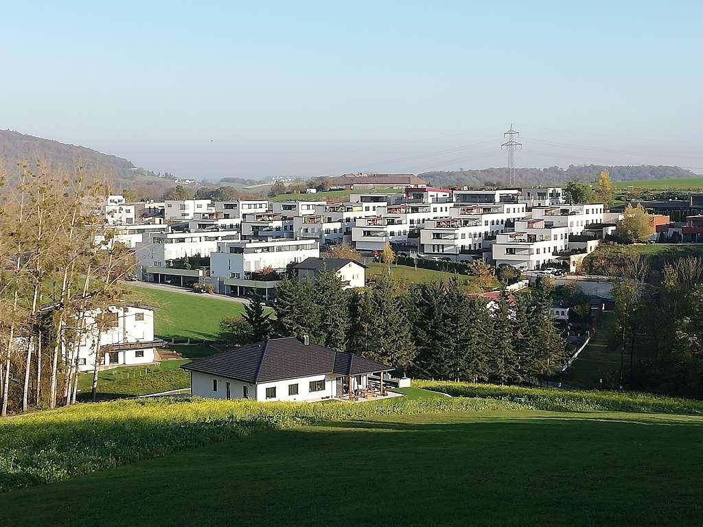 Dachterrassenwohnung (Penthousecharakter) mit grandioser Fernsicht in unverbaute Natur - Ansicht 4