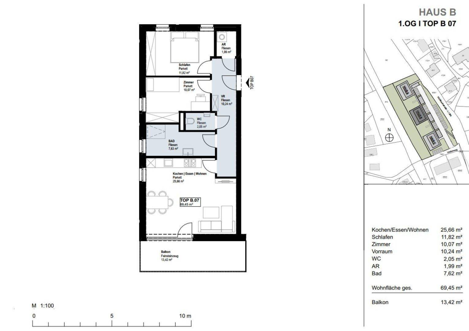 Grundriss der Wohnung Top B 07 im ersten Obergeschoss mit Balkon und Raumaufteilung.