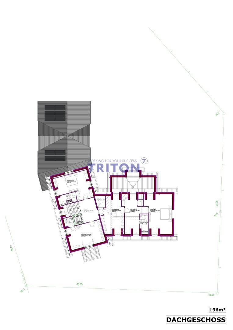 Grundriss des Dachgeschosses mit Schlafzimmern und Bädern unter dem Dach.