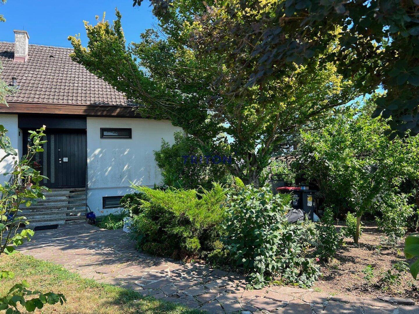 Familienbungalow mit Vollkeller und Ausbaureserve – pohled 4