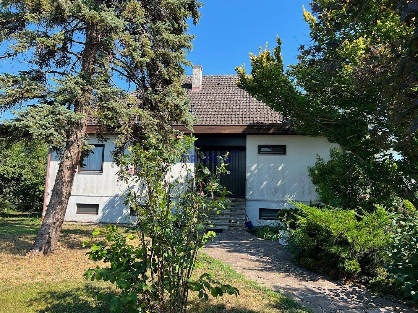 Familienbungalow mit Vollkeller und Ausbaureserve – pohled 2