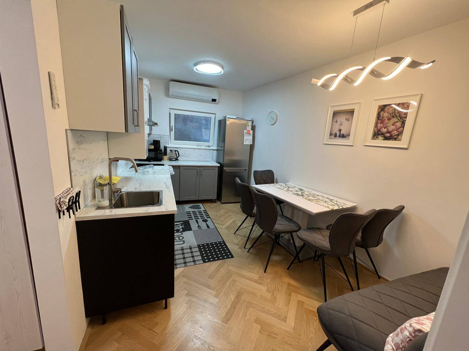 Helle, hochwertig renovierte und klimatisierte Wohnung in Top-Lage – nur 5 Minuten vom Stadtzentrum entfernt - Ansicht 6
