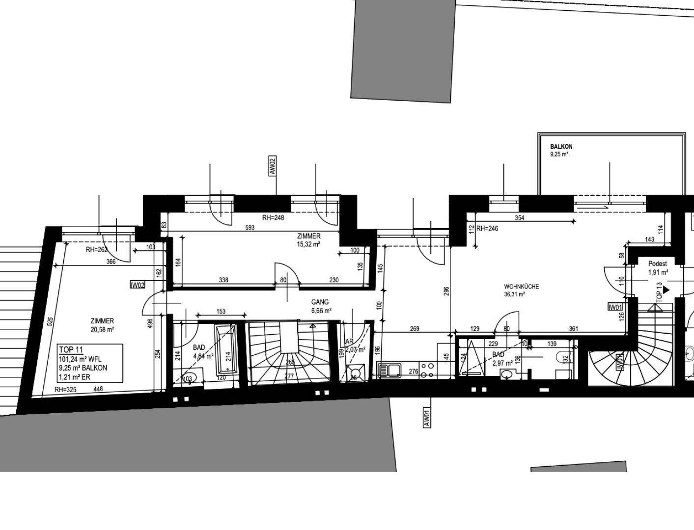 Detaillierter Grundriss einer Wohnung mit mehreren Zimmern, Bad und Balkon.