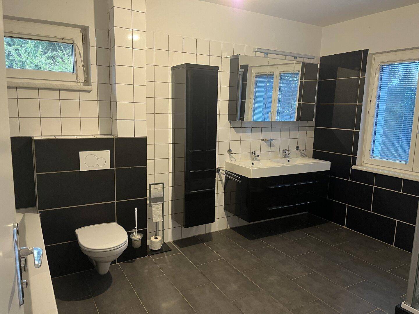 Badezimmer 1. OG