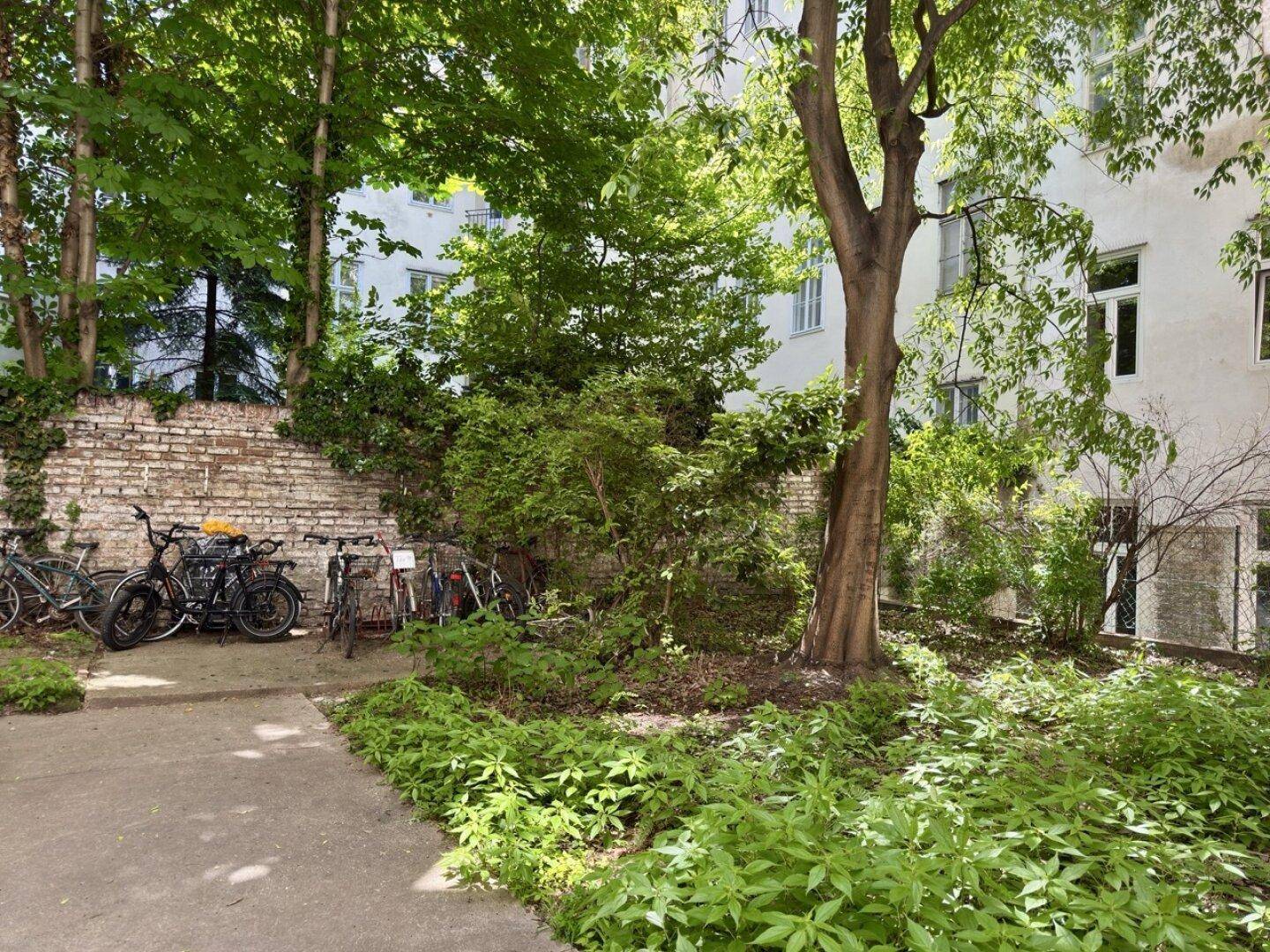 Innenhof / Fahrradabstellplatz