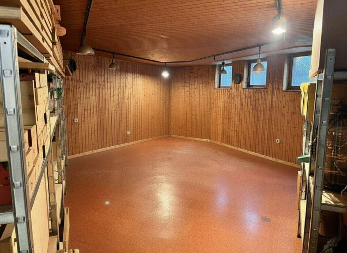 Keller