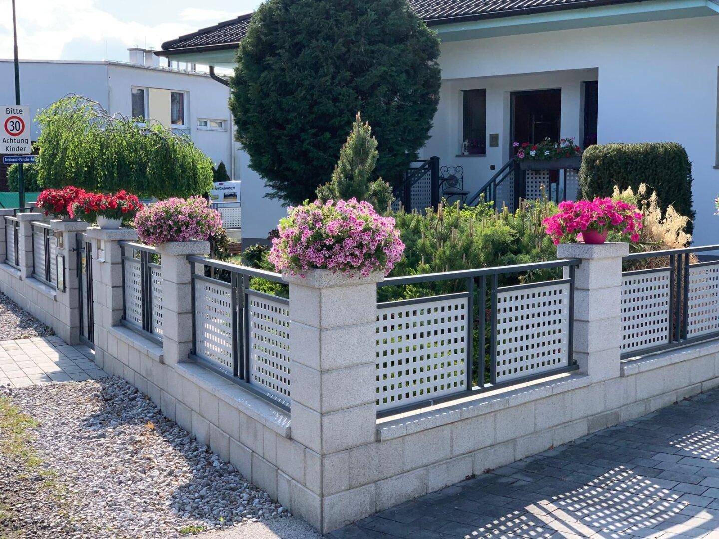 Exklusiver Bungalow mit Pool in 2603 Felixdorf – stilvolles Wohnen am Speckgürtel von Wien – pohled 2