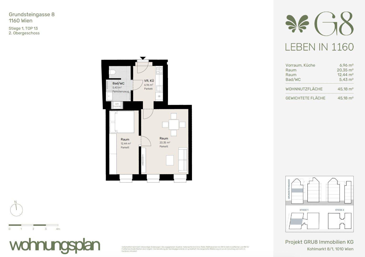 Grundriss einer Wohnung mit Balkon, separatem WC und Parkettboden.
