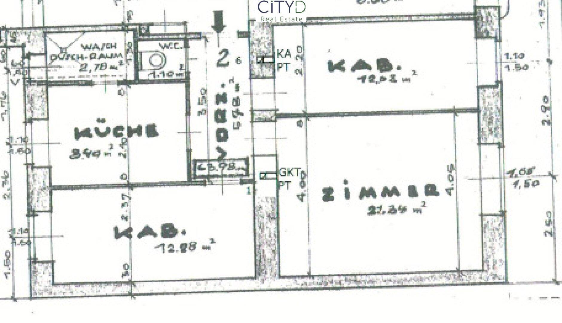Handgezeichneter Grundriss einer Wohnung mit Küche, zwei Zimmern und separatem WC.