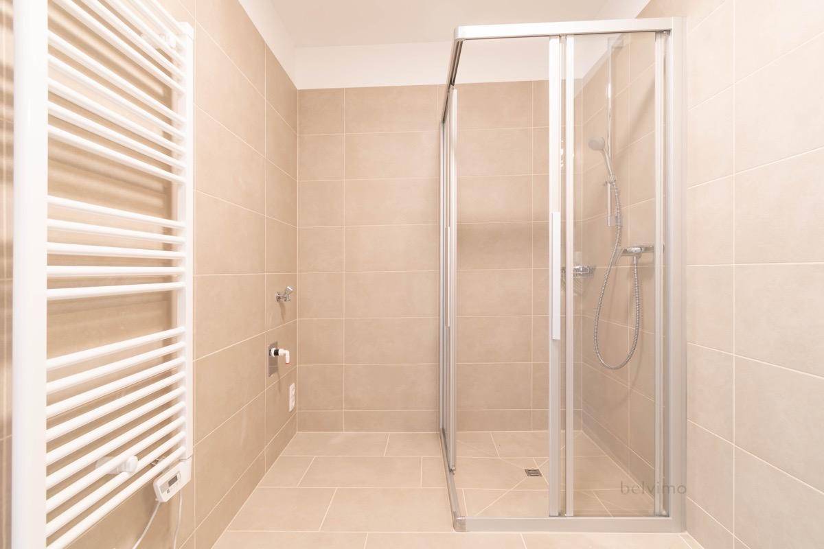 Stilvolle 2-Zimmer Singlewohnung mit großem Balkon in U3-Nähe - Mehr