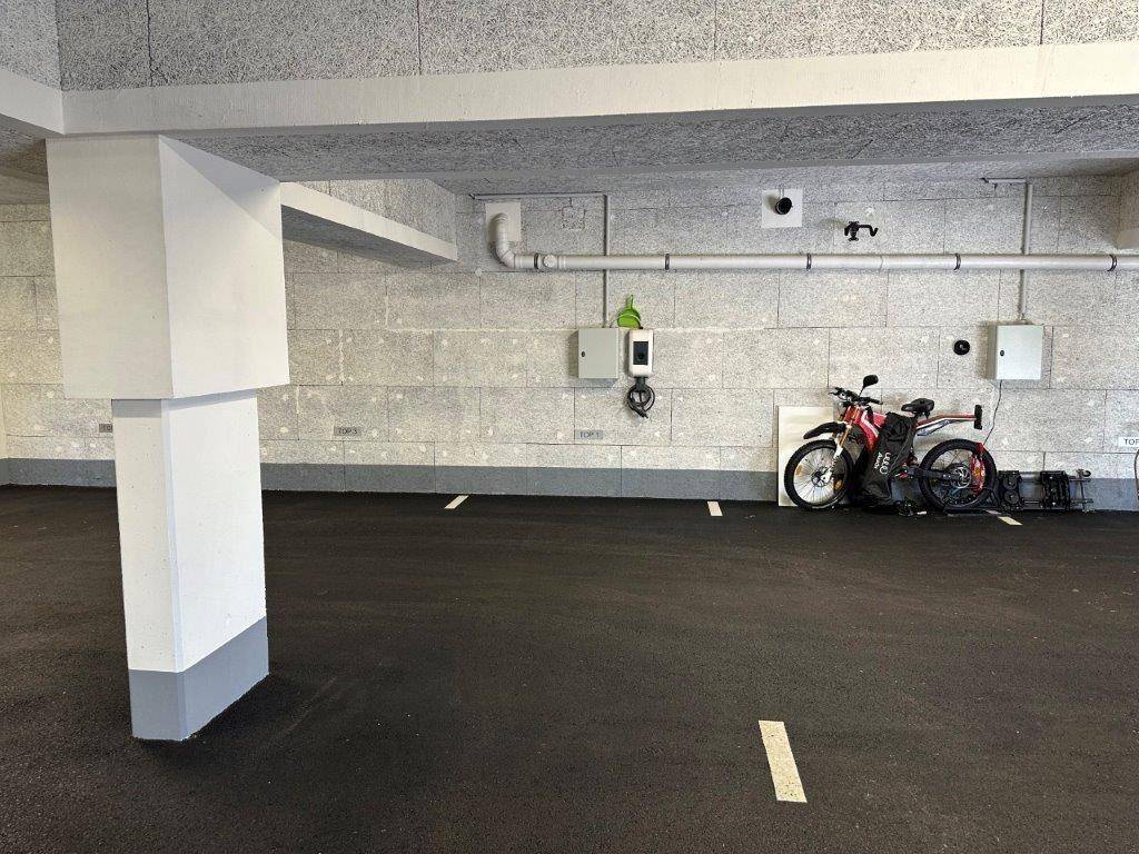 Tiefgaragenplatz mit E-Ladestation