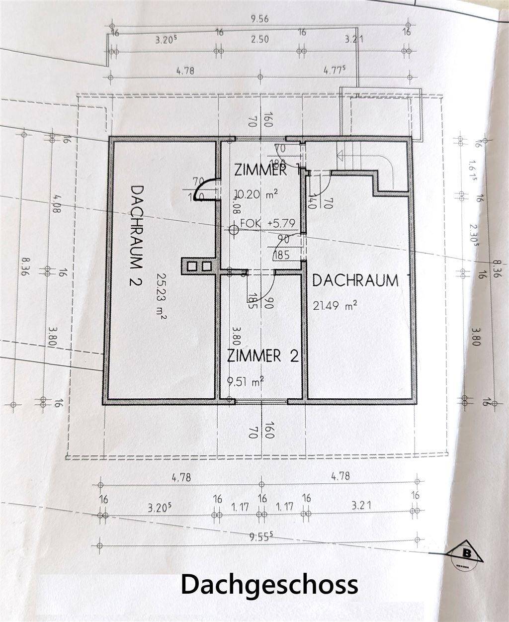 Dachgeschoss-Nebenhaus
