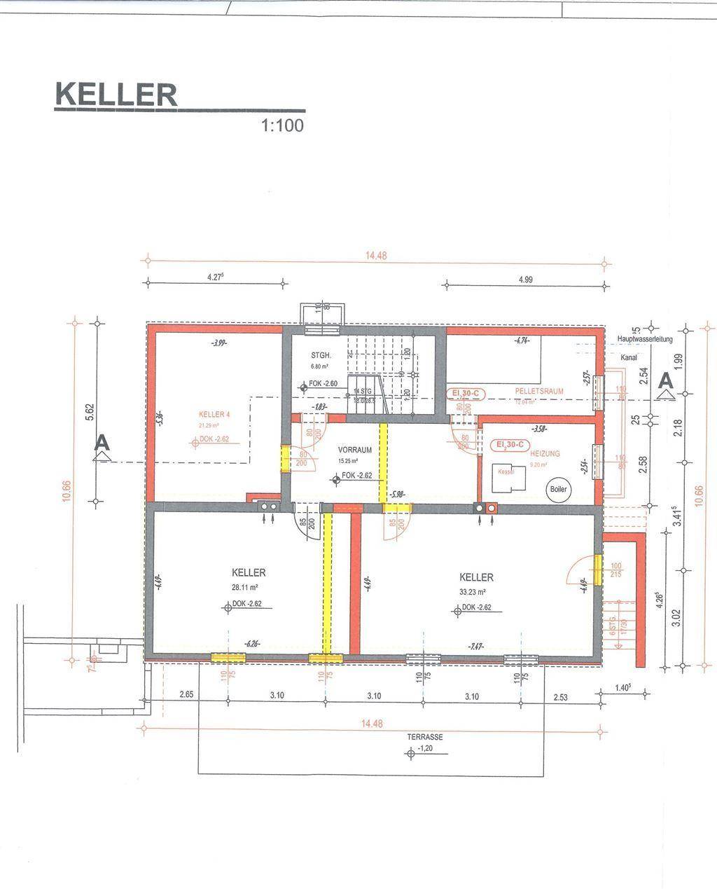 Grundriss des Kellers mit Lagerräumen, Technikbereich und Zugang zu einer weiteren Terrasse.