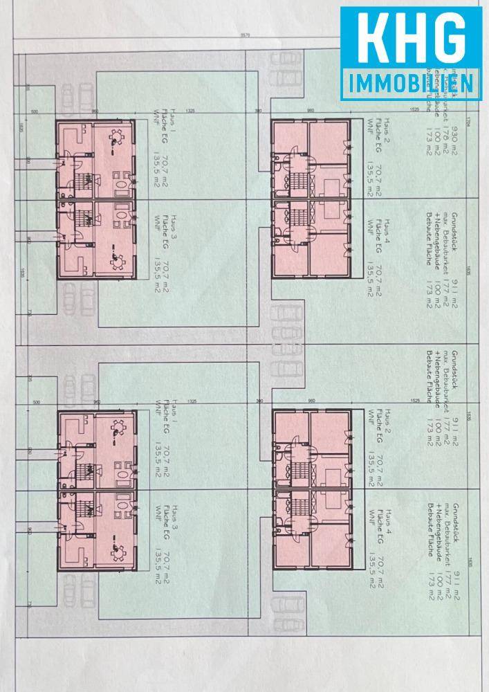 Detaillierter Grundrissplan mit mehreren Wohneinheiten und deren Aufteilung.