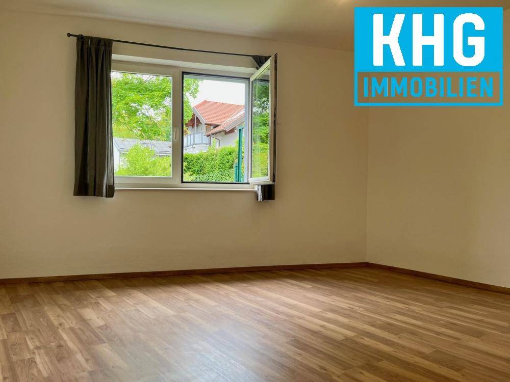 Schlafzimmer 1 top1