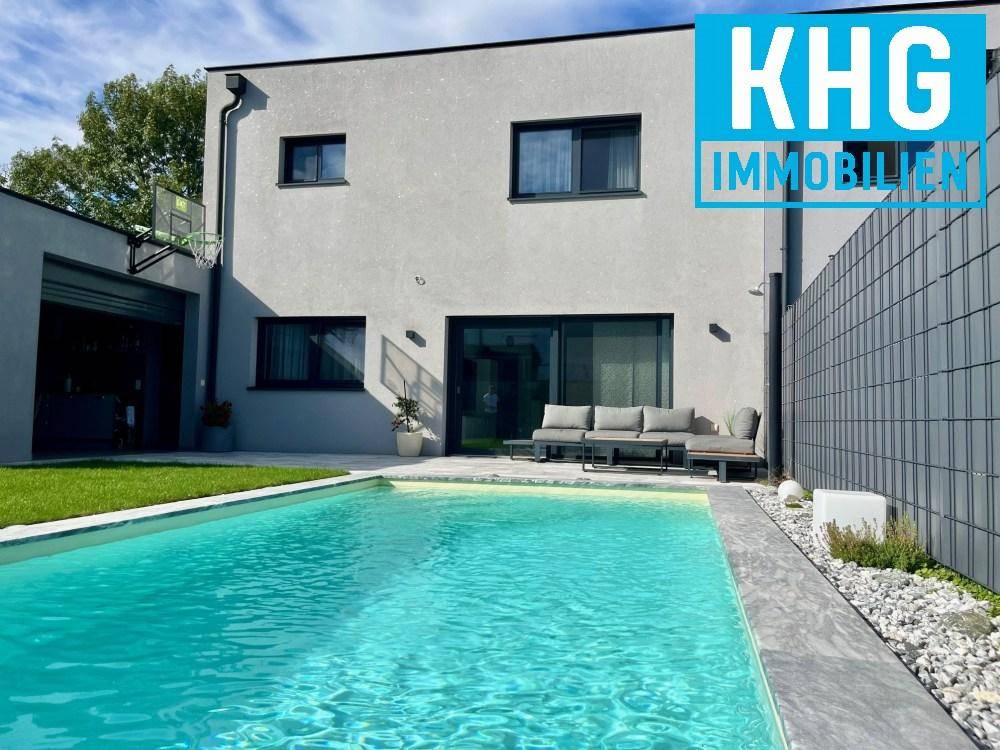 Pool Haus