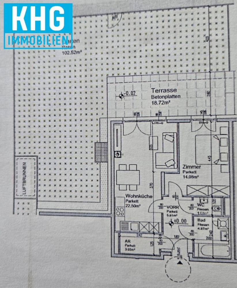 Detaillierter Grundriss mit Wohnküche, Zimmer, Bad, WC und großer Terrasse.