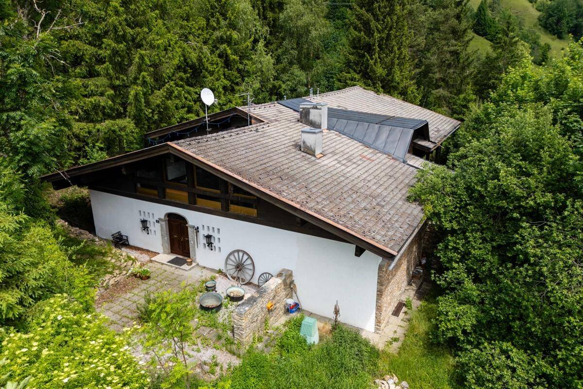 KR-Real-GmbH_Villa-Mandling-Drohne©DS