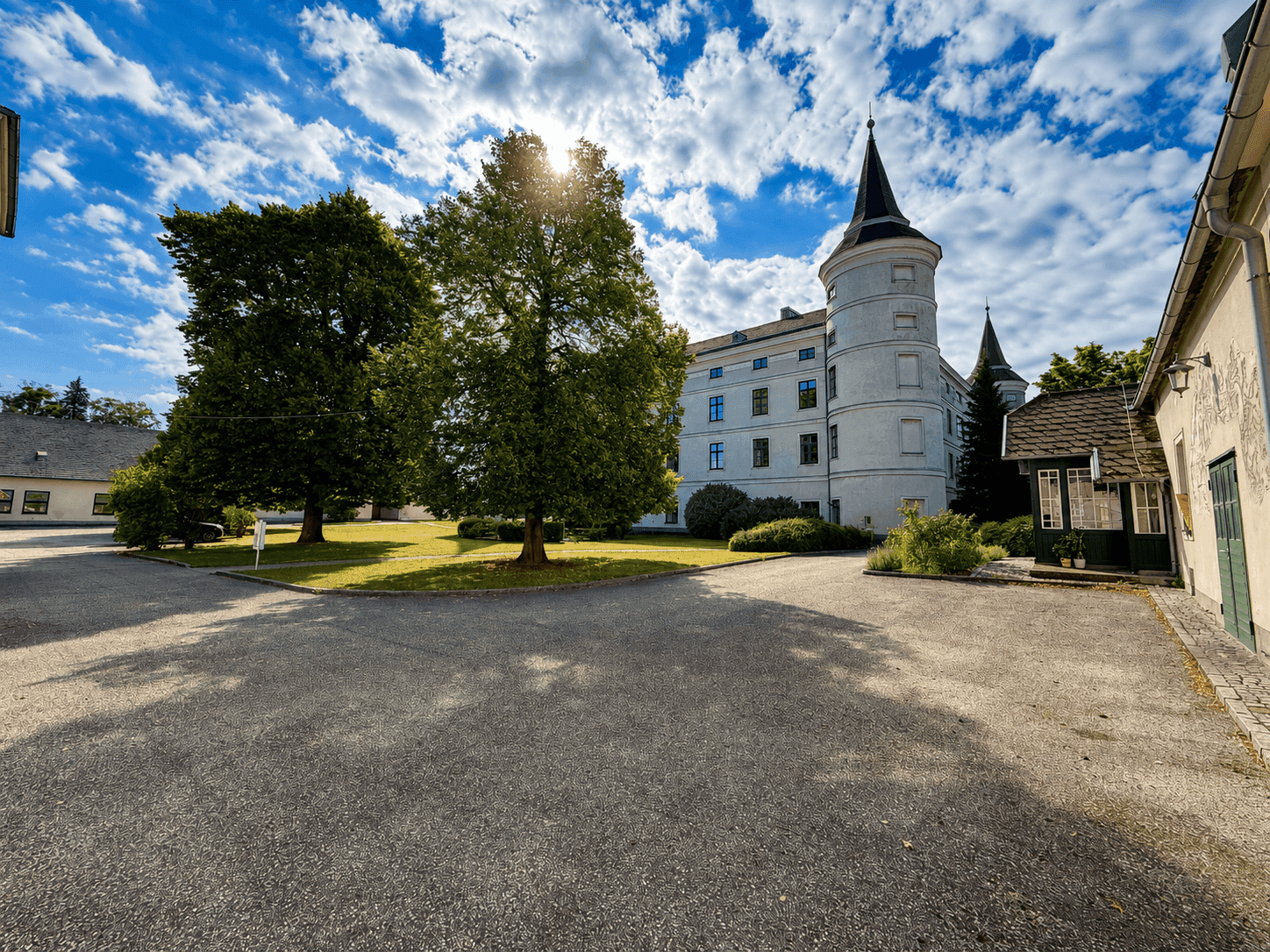 Schloss Wolfpassing