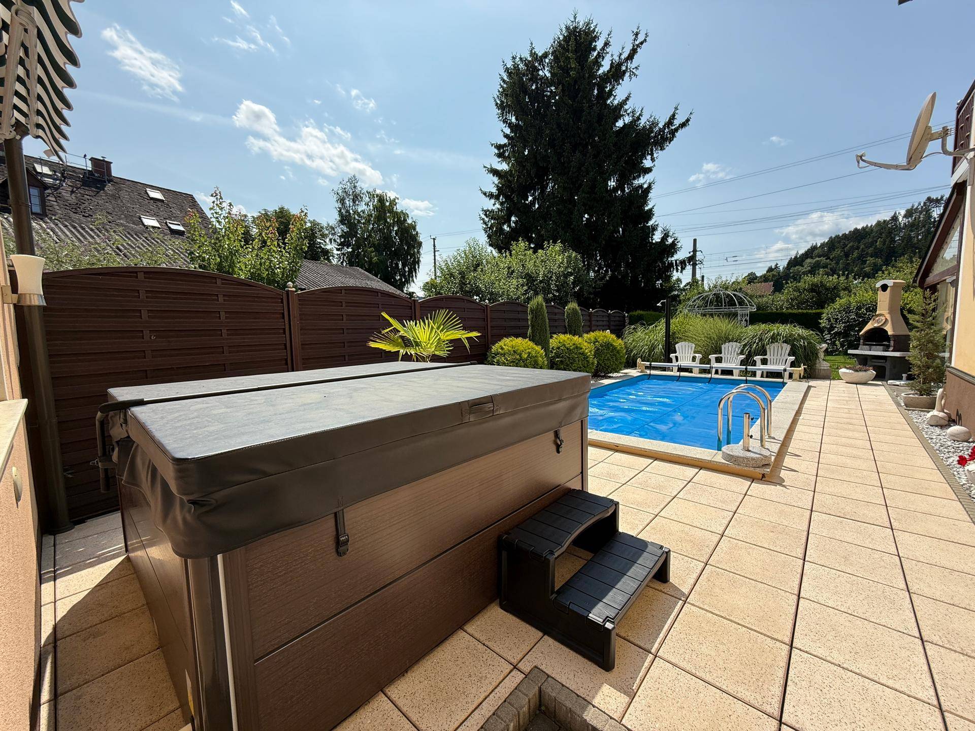 Jacuzzi