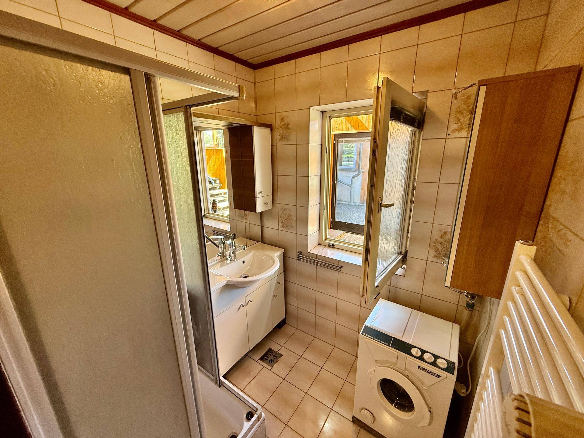 Badezimmer EG