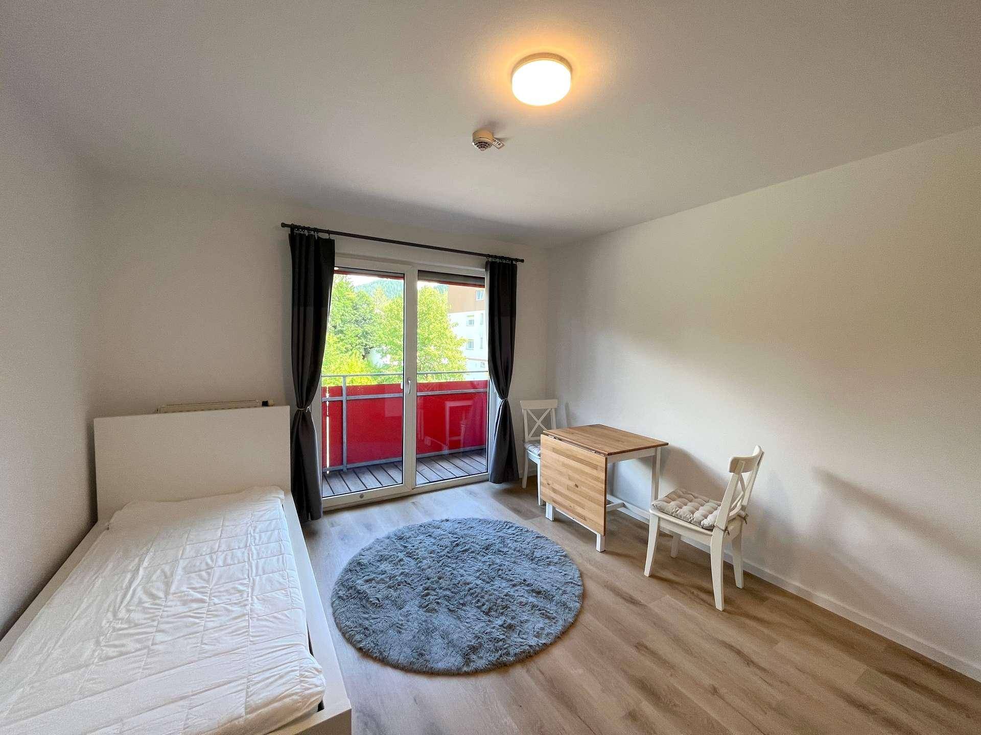 Zimmer mit Möbel