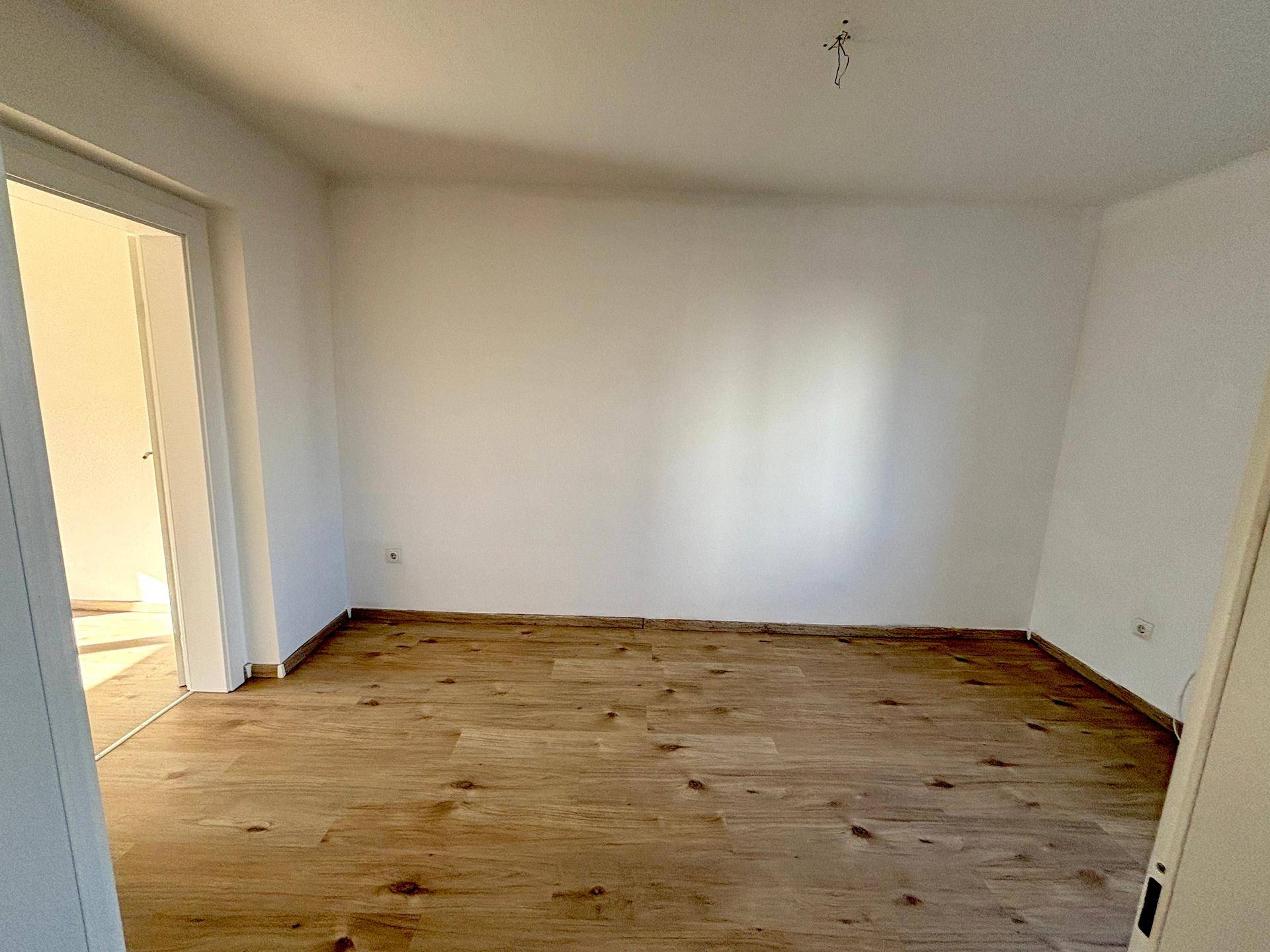 Charmante Erdgeschosswohnung für Singles &amp; Paare – pohled 4