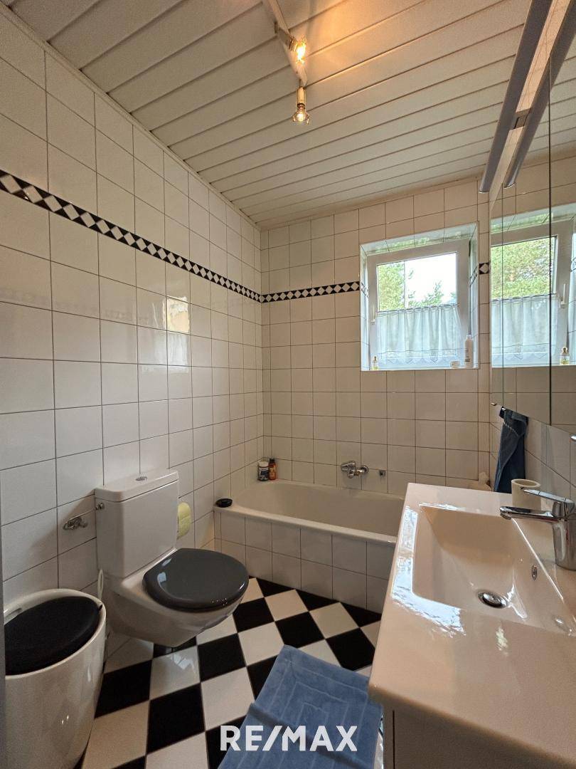 Badezimmer EG