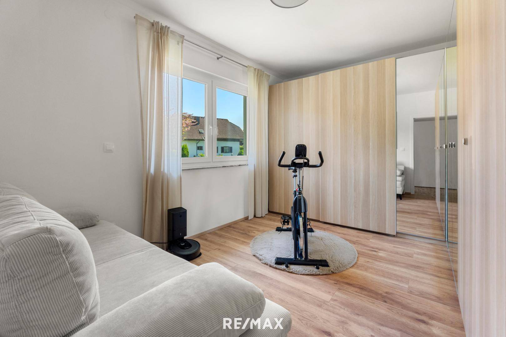 Schlafzimmer 2