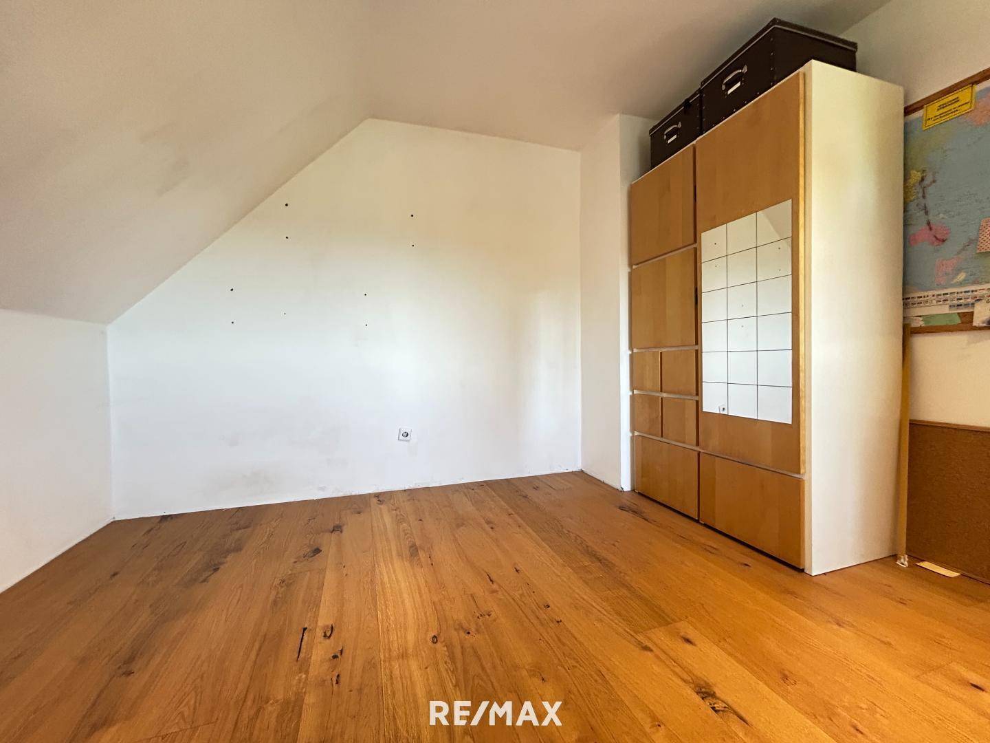 Zimmer 1 OG