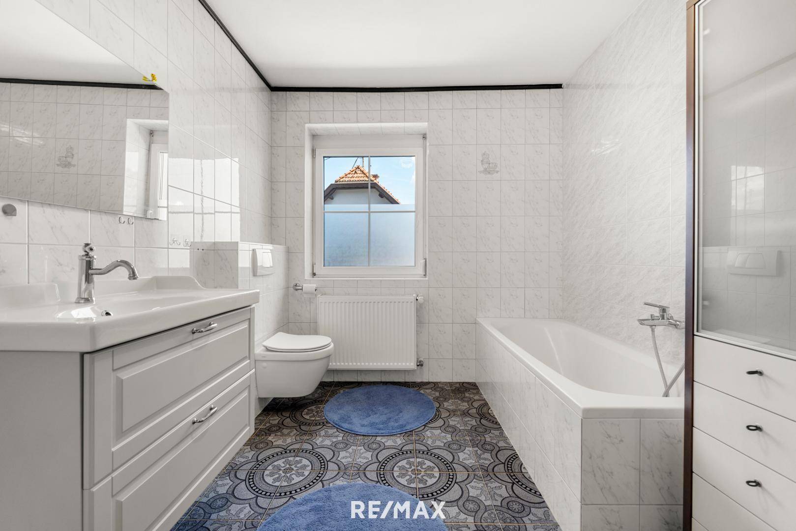 Badezimmer EG