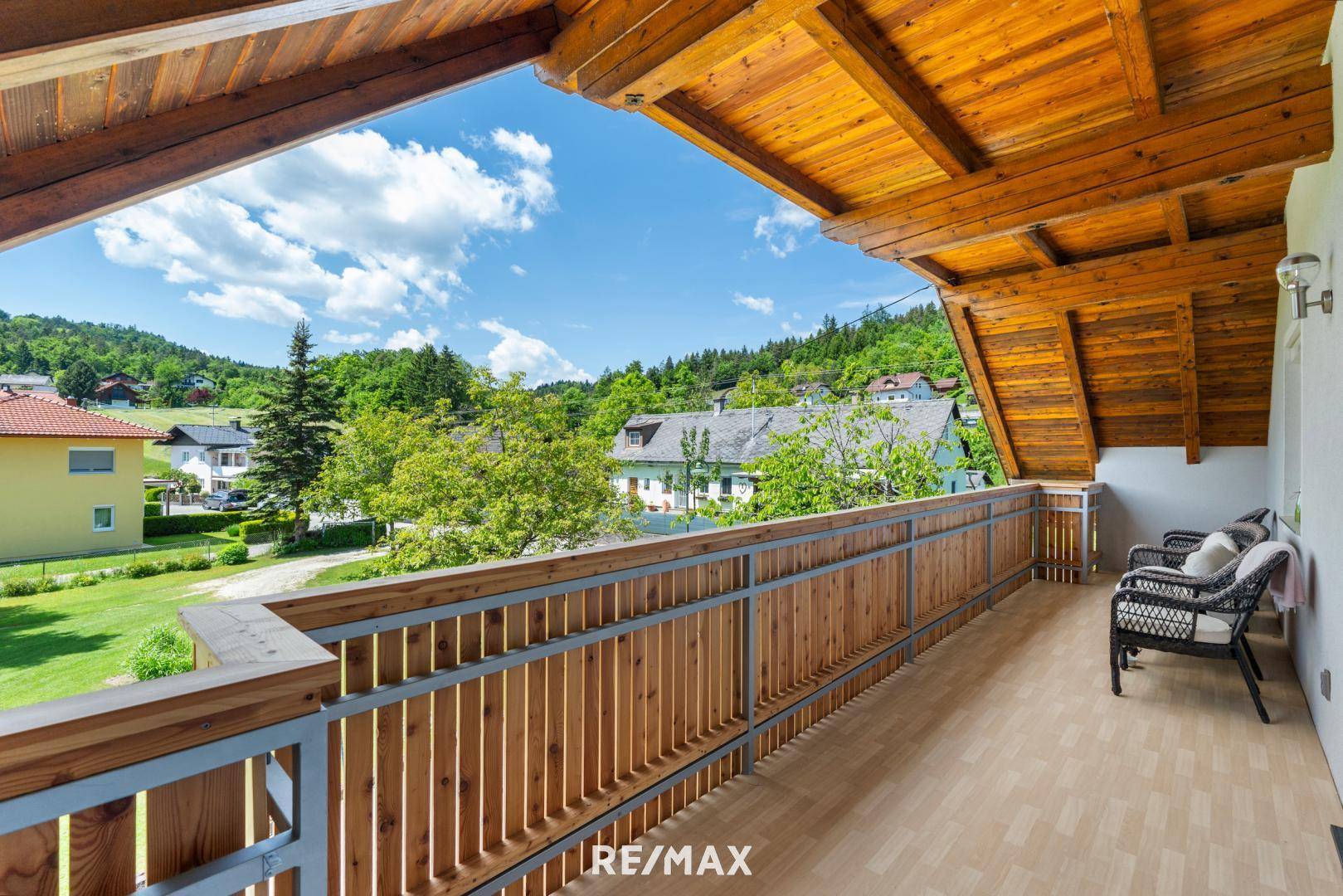 Balkon OG