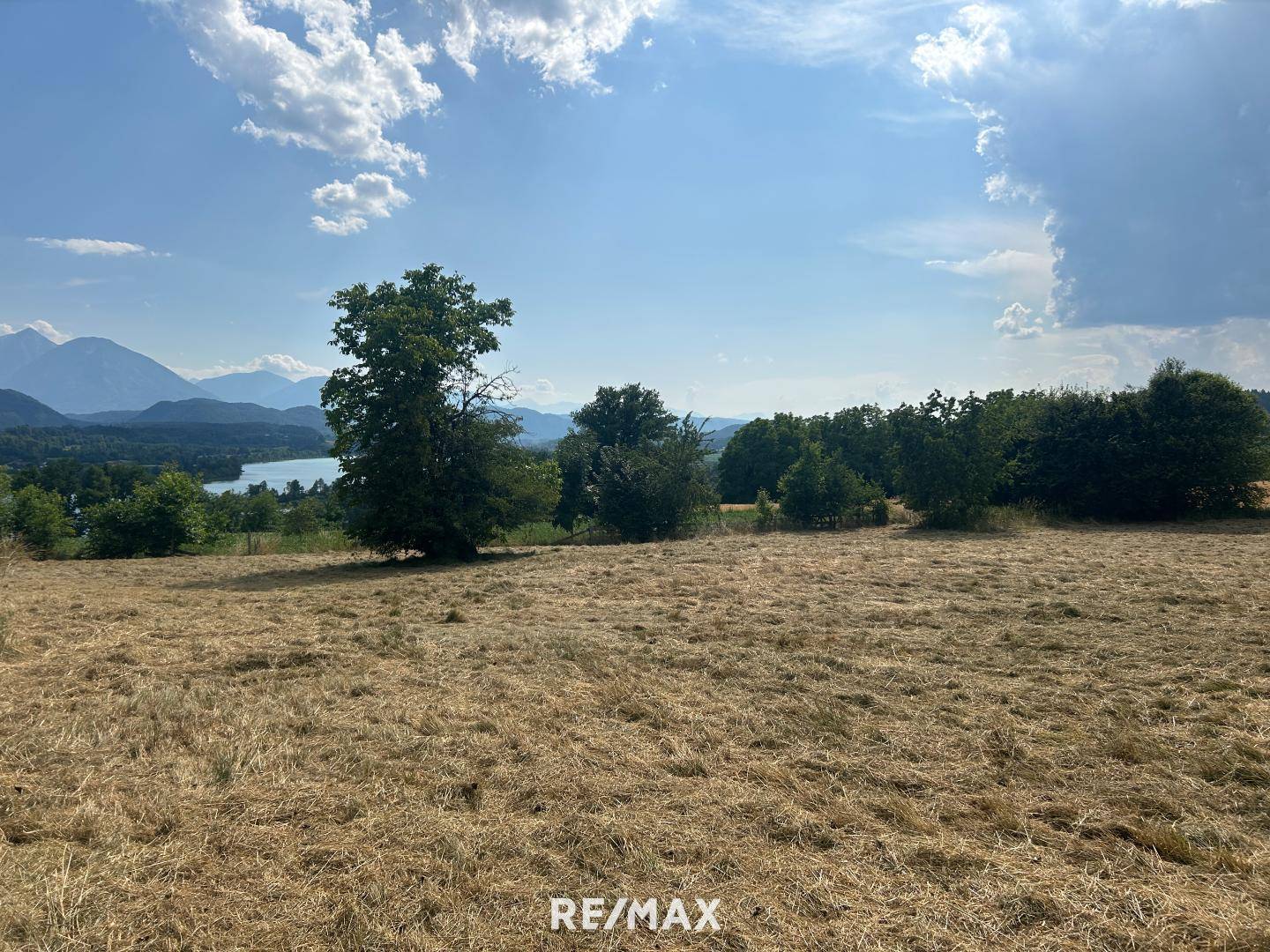 Grundstück mit Blick auf die Drau
