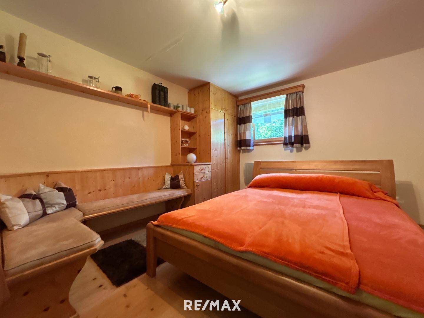 Schlafzimmer KG