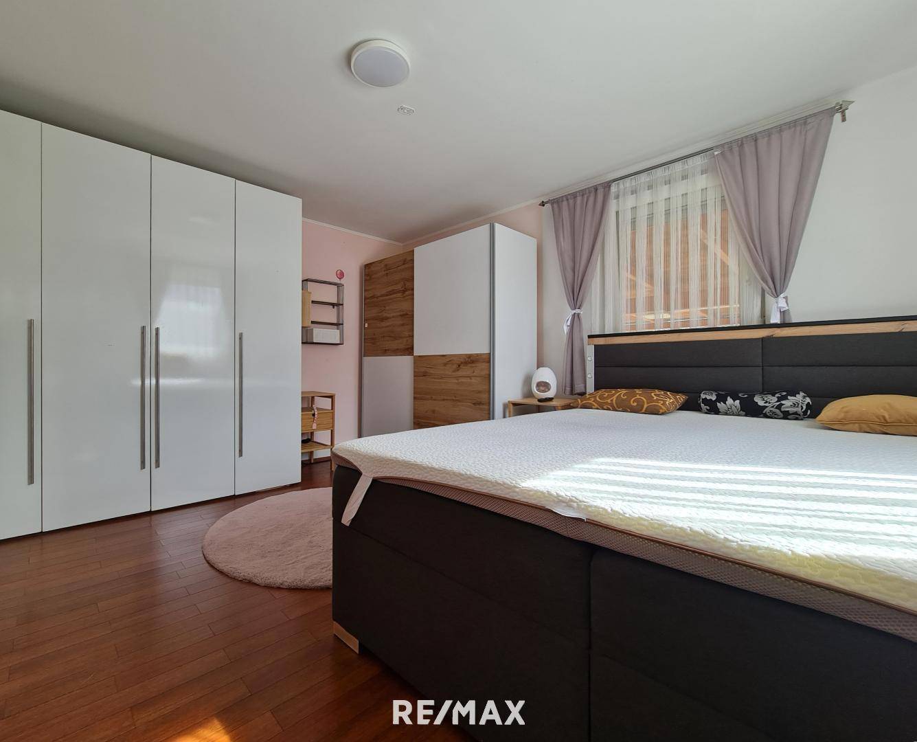 Schlafzimmer EG