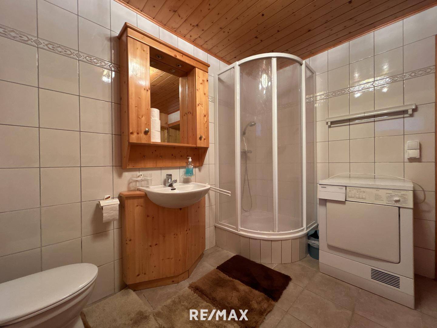 Badezimmer KG